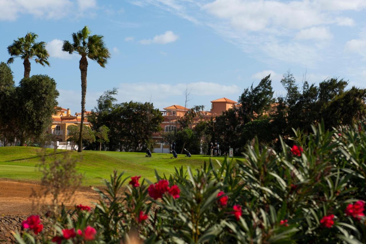 Green View Luxury Appartment In New Complex Pueblo Majorero Next To Golf Course 5 Min Walk From The Beach And Atlantico Shopping Centre In Caleta De Fuste Next To Cassino And Elba Sara Hotel 2 Bedrooms 2 Bathrooms Huge Terace! מראה חיצוני תמונה